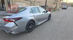 تۆیۆتا کامری